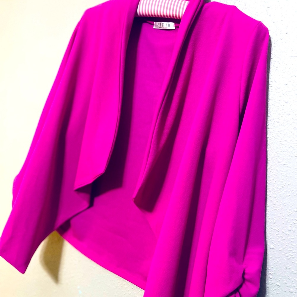 Eimin Women’s Fushia Stylish Blazer Size L Worn Once